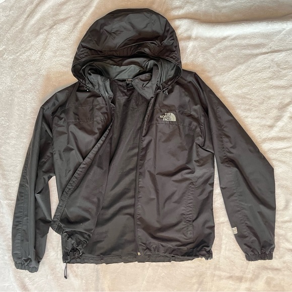 Medium North Face Shell Jacket - Picture 1 of 2